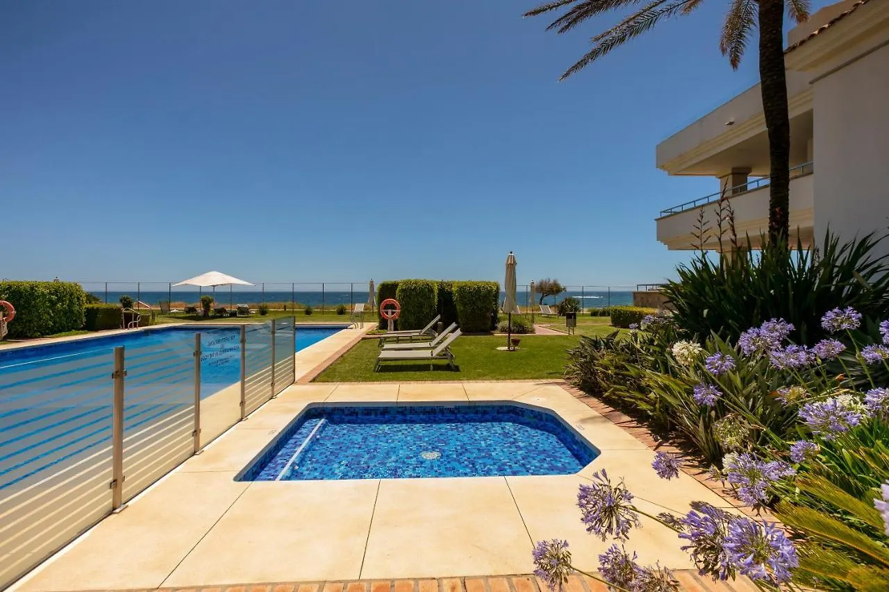 Apt 212 Heaven Beach Apartments, Guadalmansa Playa Estepona Spain