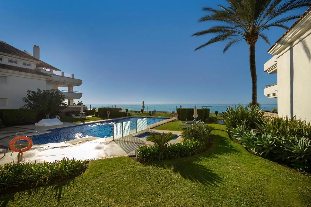 Apt 212 Heaven Beach Apartments, Guadalmansa Playa Estepona