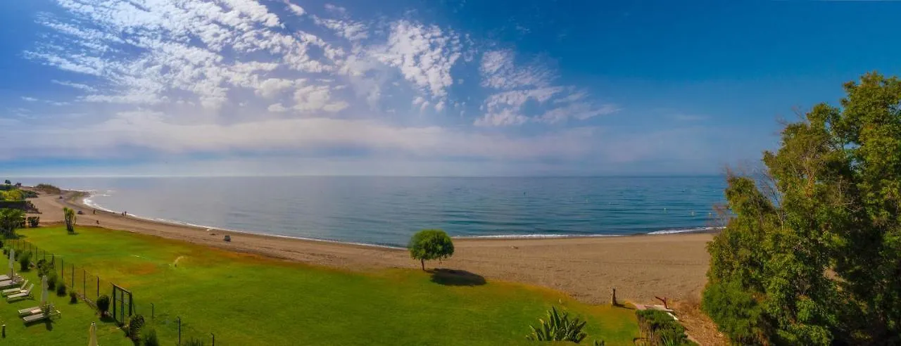 Apt 212 Heaven Beach Apartments, Guadalmansa Playa Estepona